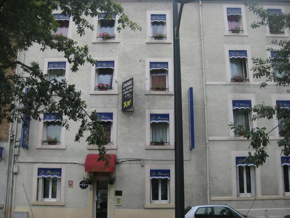 Фото отеля 2