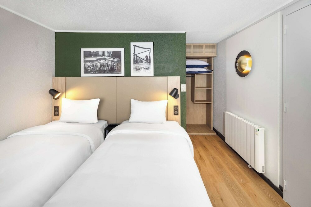 Фото Campanile Cergy Saint Christophe