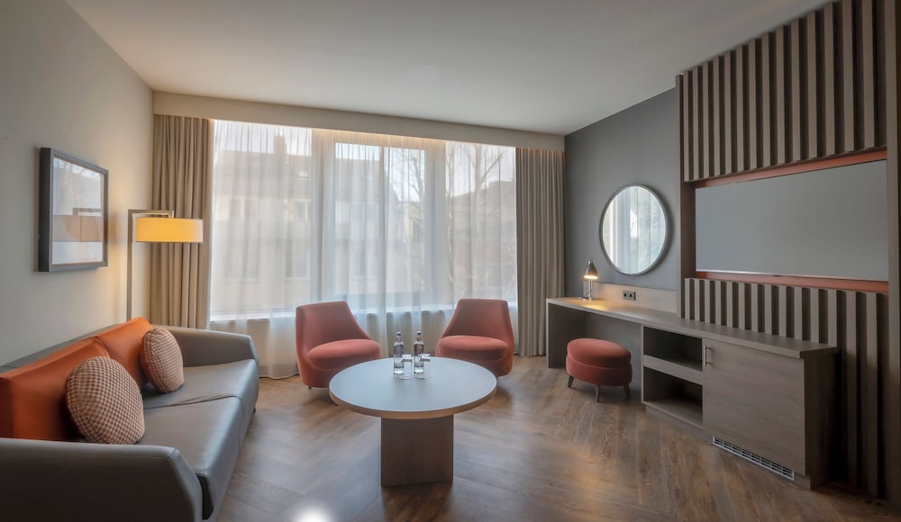 Фото Clayton Hotel Düsseldorf