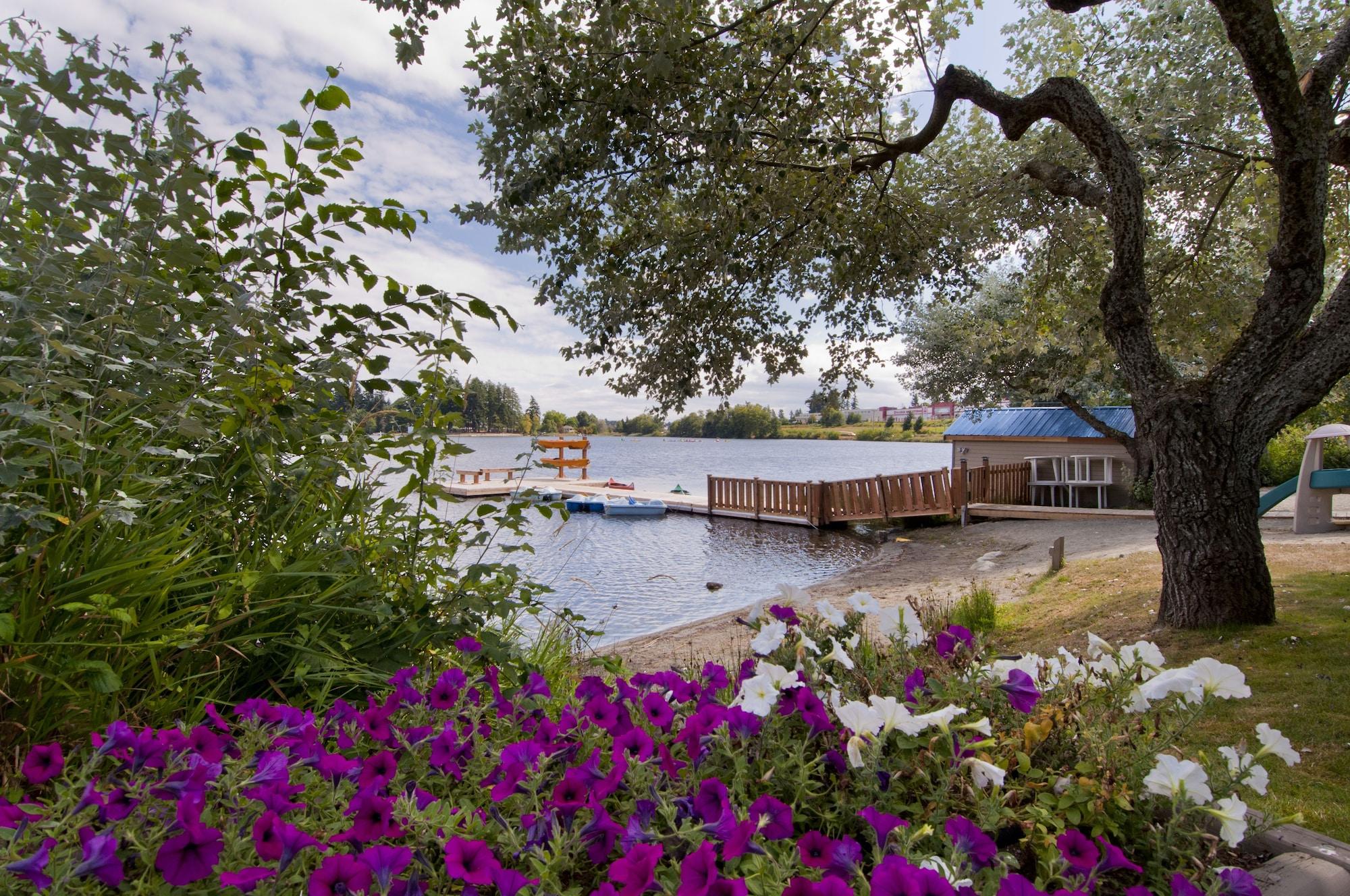 Фото Inn On Long Lake