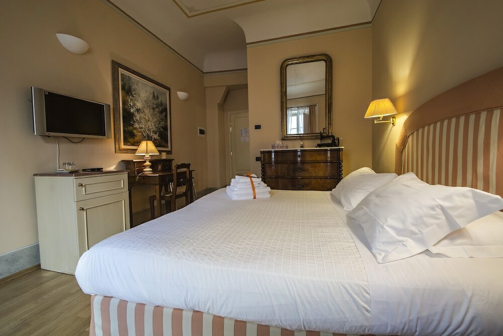 Фото Hotel A Palazzo Busdraghi, Residenza d'Epoca