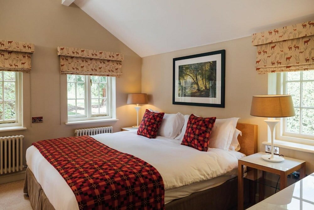 Фото The Woburn Hotel