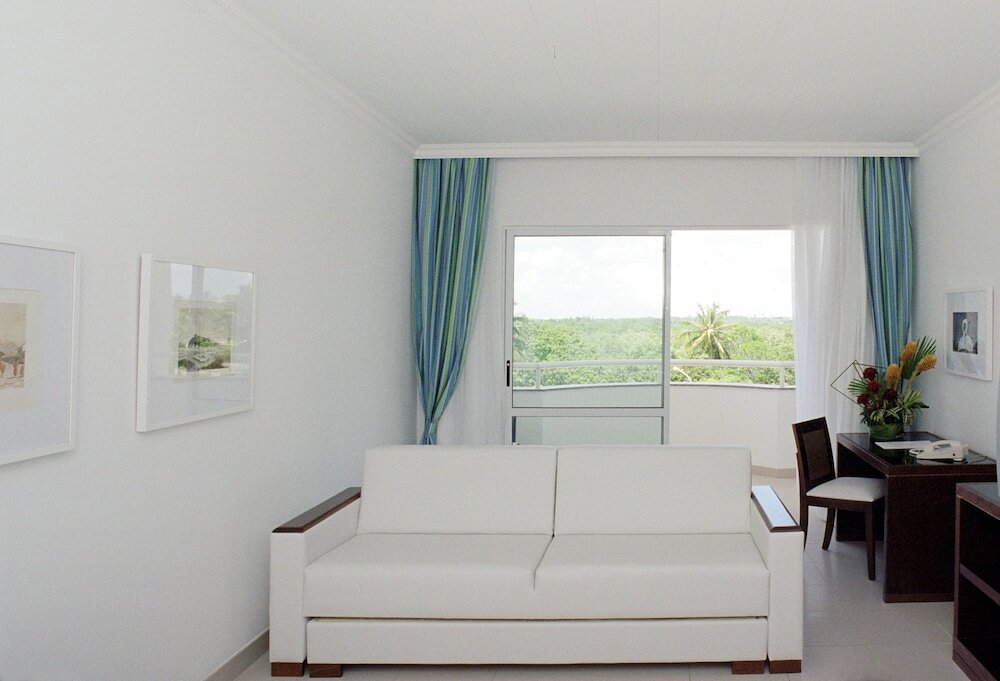 Фото Bahia Plaza Hotel