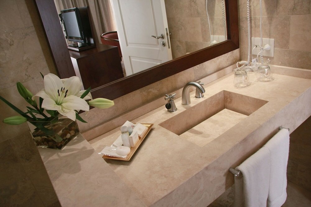 Фото Grand King Hotel