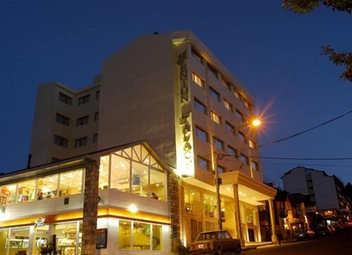 Гостиница Kenton Palace Bariloche в Провинции Рио-Негро