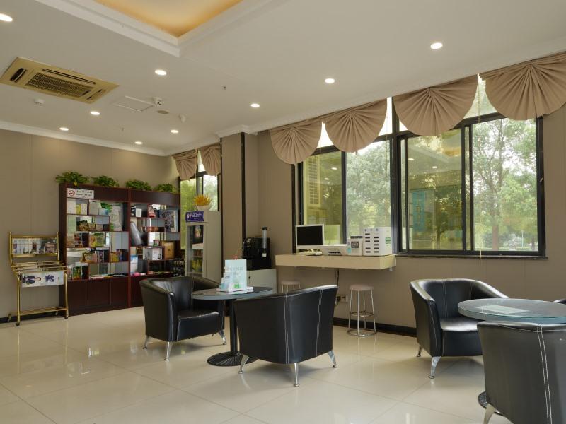 Фото GreenTree Inn Suzhou Mudu Ancient Street Express Hotel