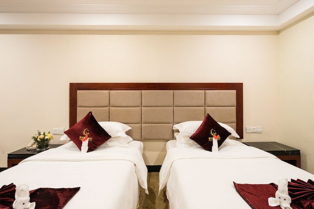Фото Guangzhou Gorgeous Hotel