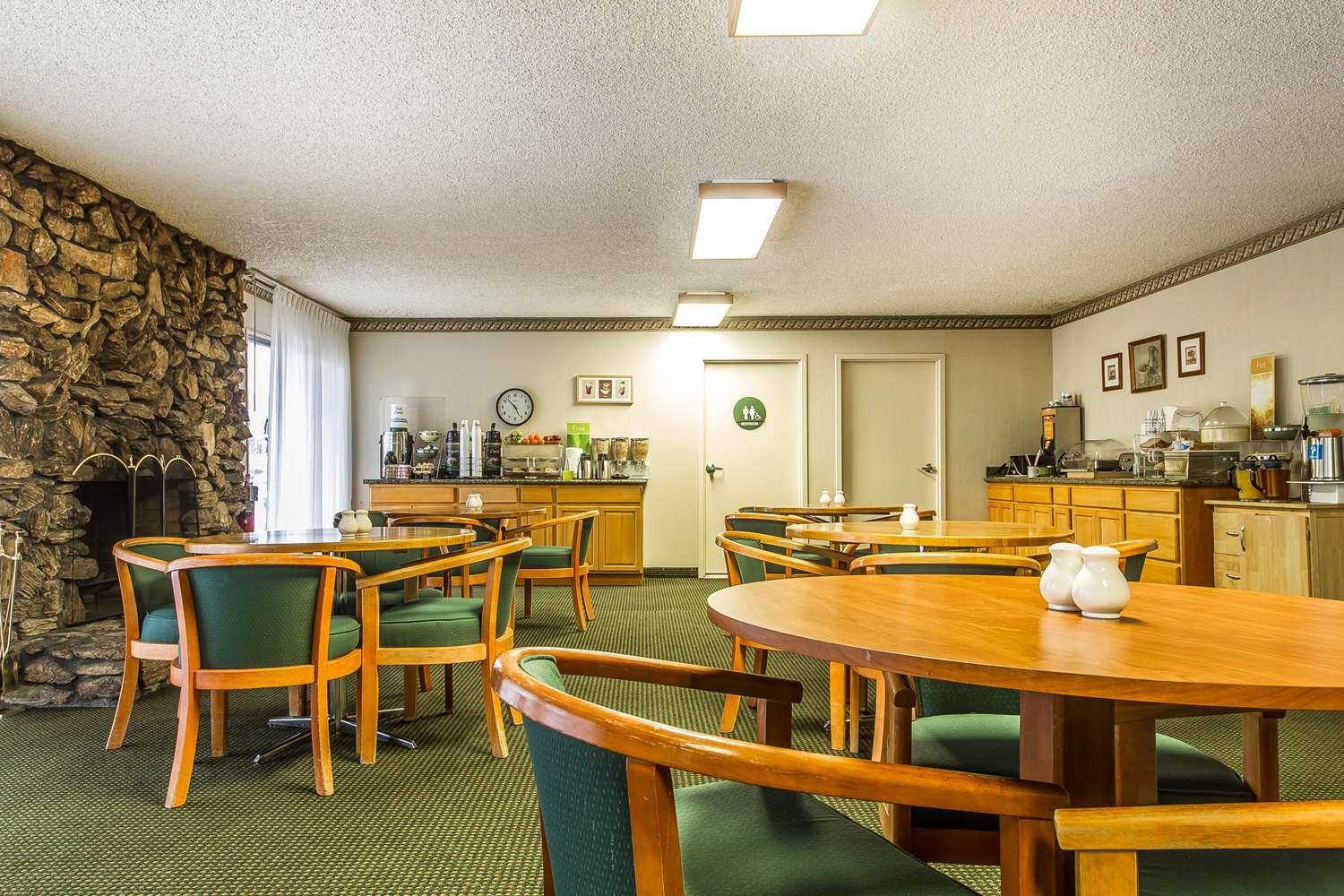 Фото Quality Inn & Suites Silicon Valley