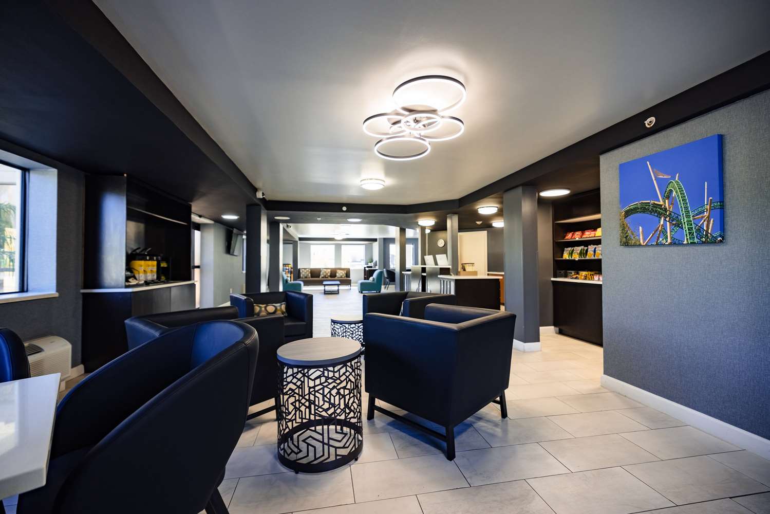 Фото La Quinta Inn by Wyndham Tampa Near Busch Gardens