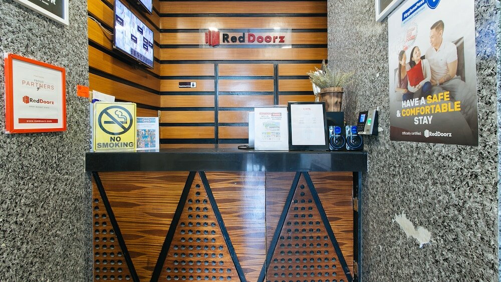 Фото RedDoorz near Quiapo Church Manila