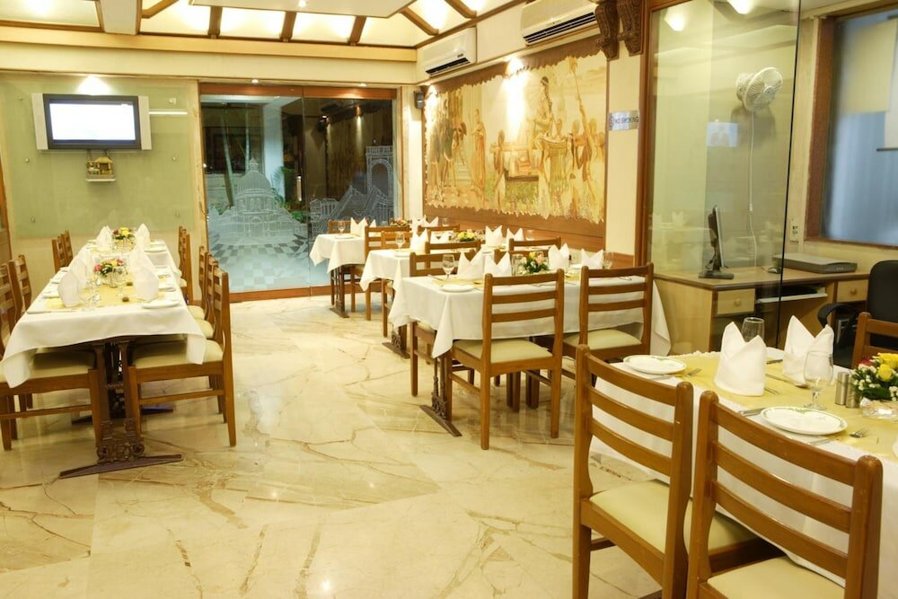 Фото Hotel Regal Enclave