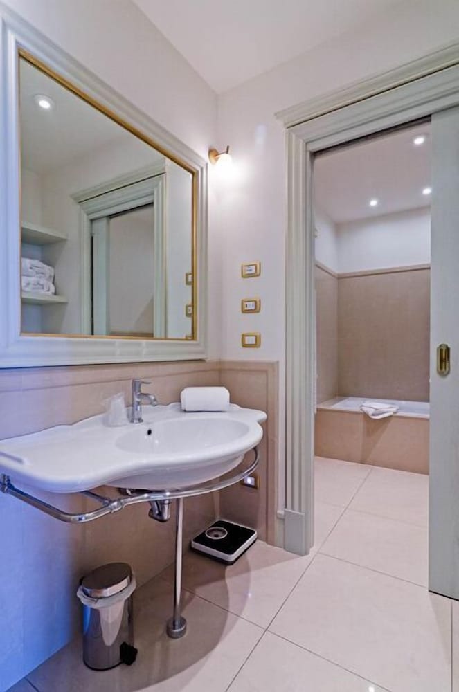 Фото Hotel de Paris Sanremo