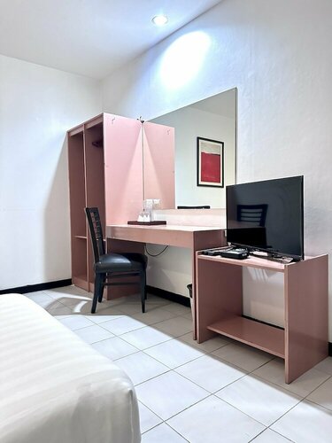 Внешний вид отеля Hotel Pier Cuatro в Себу, фото 4