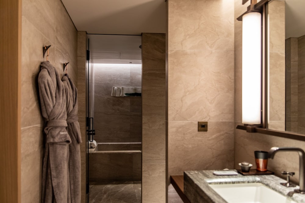 Фото Hotel The Mitsui Kyoto, a Luxury Collection Hotel & SPA