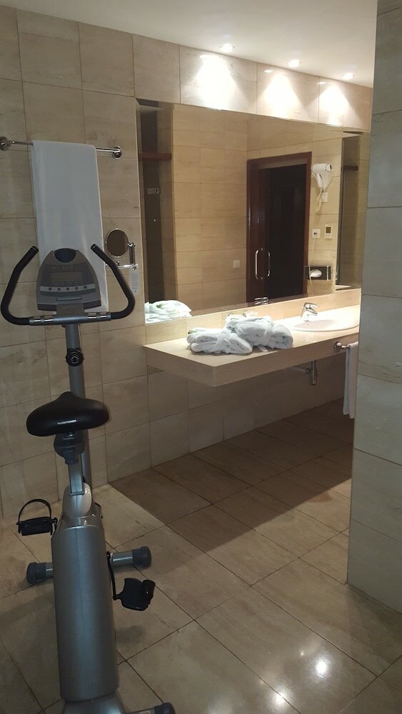 Фото Hotel Escuela Santa Cruz