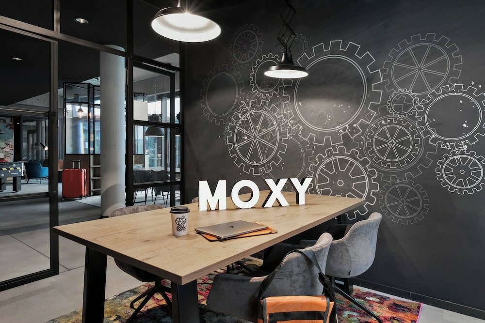 Фото Moxy Hamburg Altona