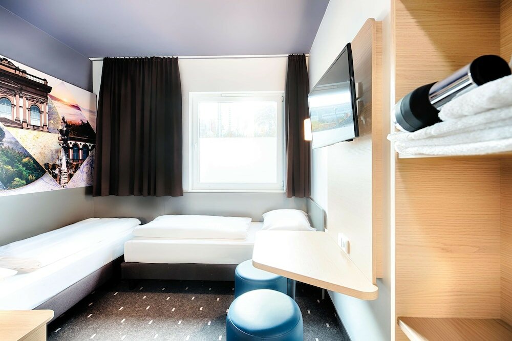 Фото B&b Hotel Kaiserslautern