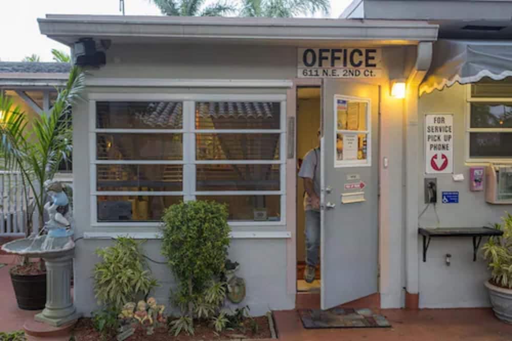 Фото Richard's Motel Extended Stay