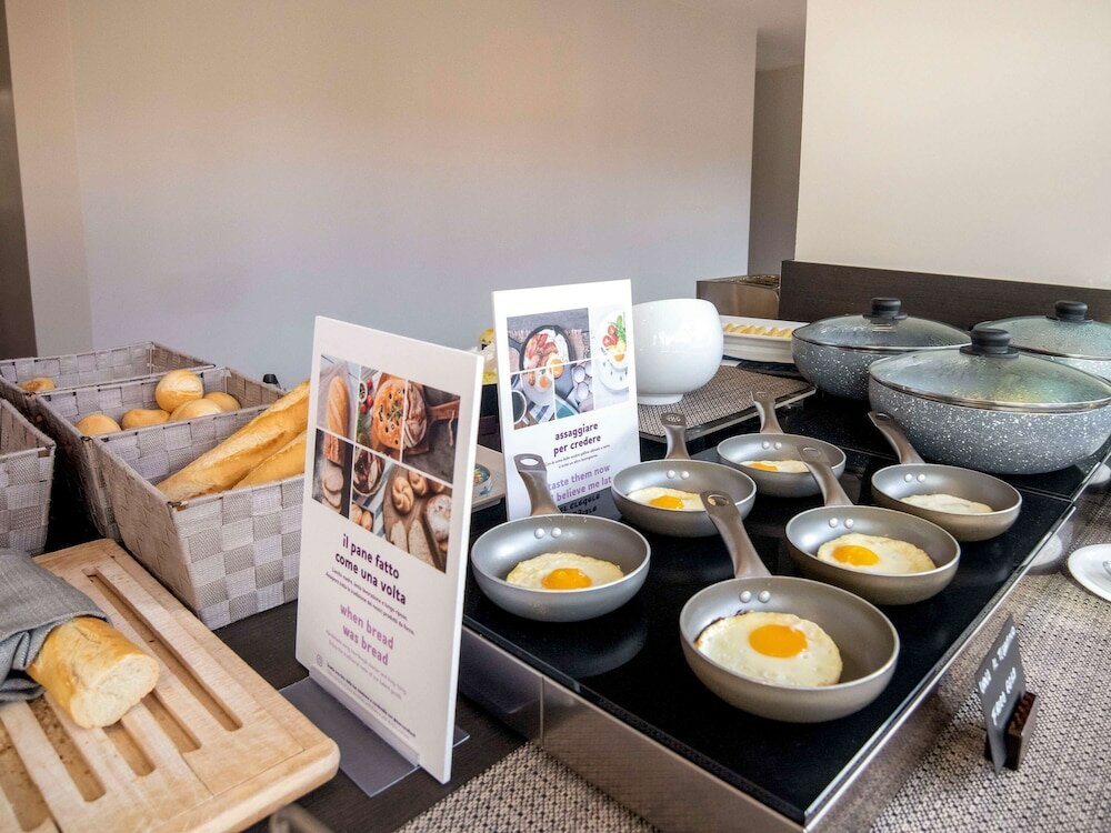 Фото Mercure Roma West