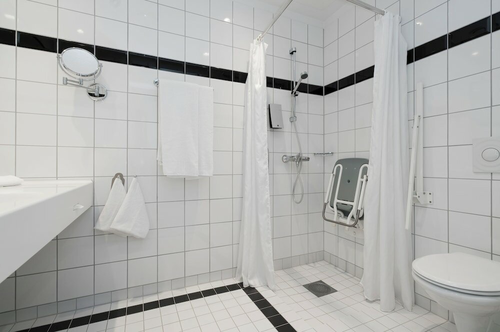 Фото Thon Hotel Opera