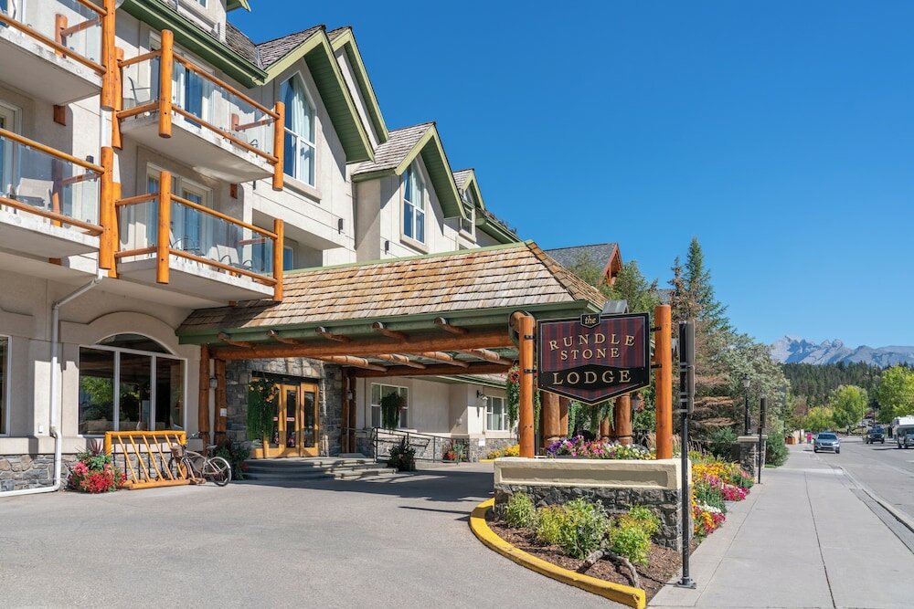 Фото Rundlestone Lodge