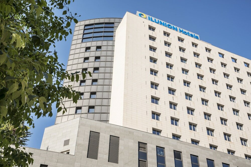 Фото отеля 2