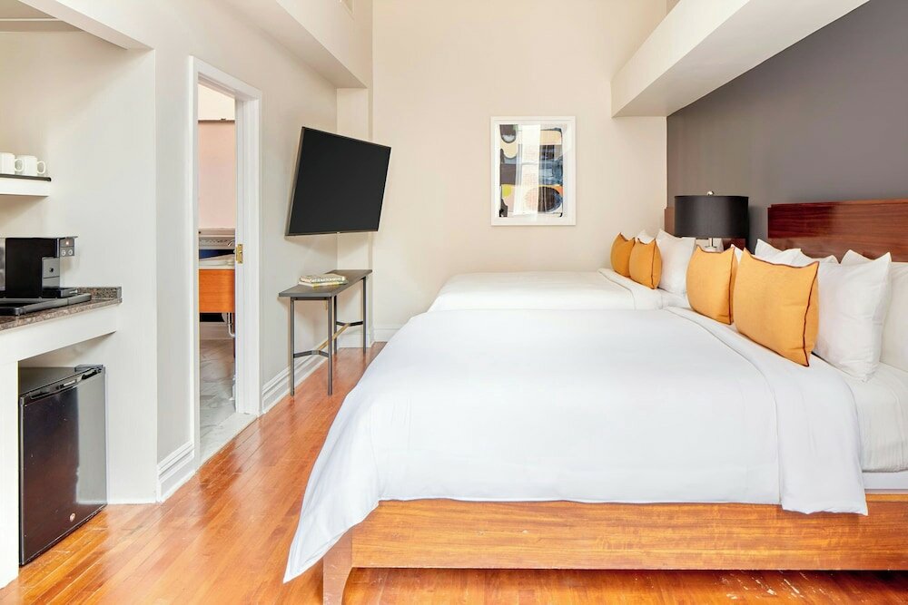 Фото The Arco powered by Sonder