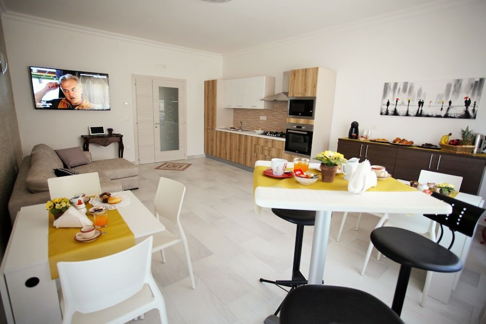 Фото Central Apartments