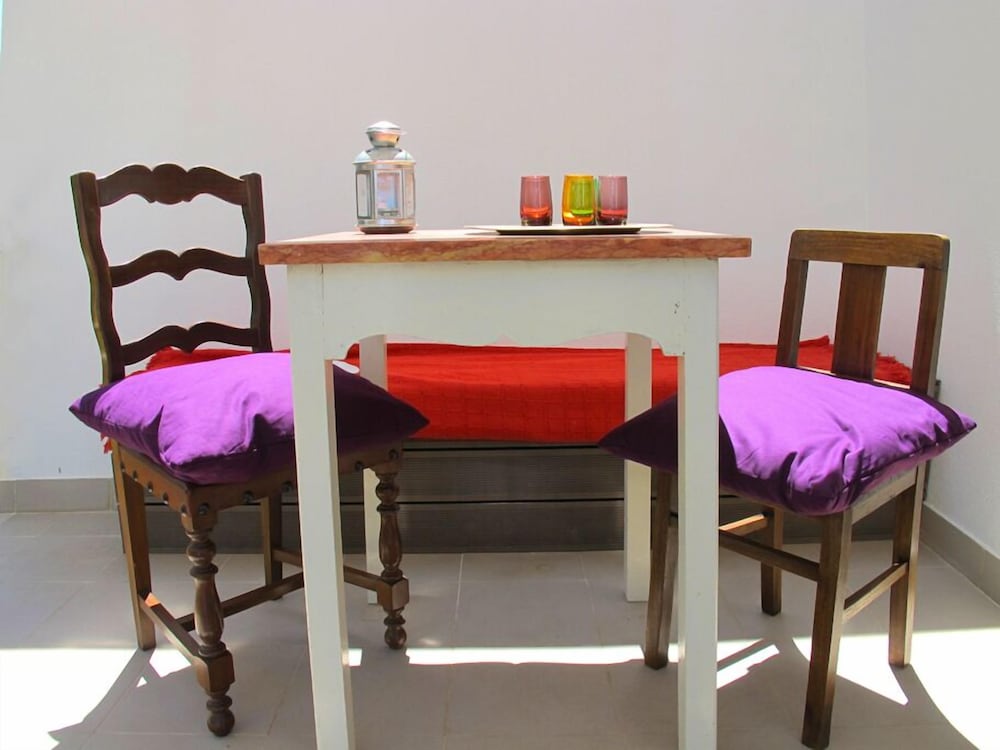 Фото Хостел Ericeira Chill Hill Hostel & Private Rooms