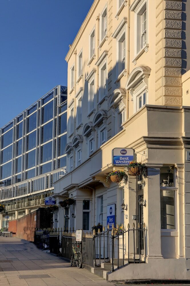Фото Best Western Buckingham Palace Rd