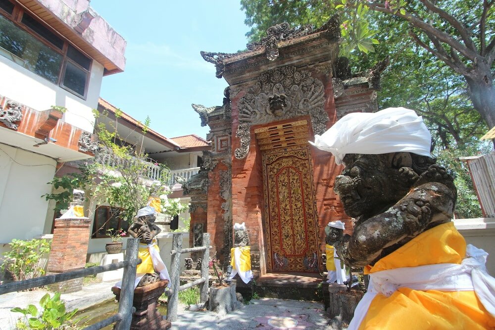 Фото Alit Beach Resort and Villas