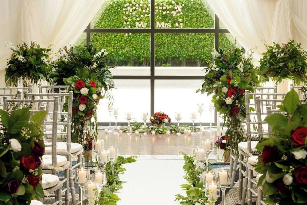 Фото Sheraton Cerritos Hotel