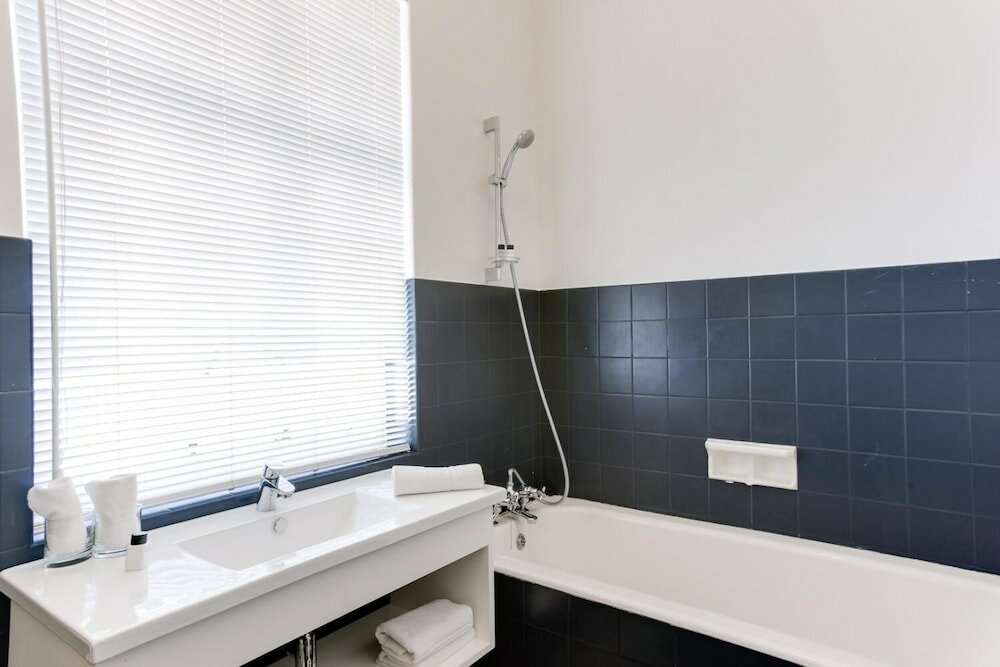 Фото Albourne Boutique Guest House