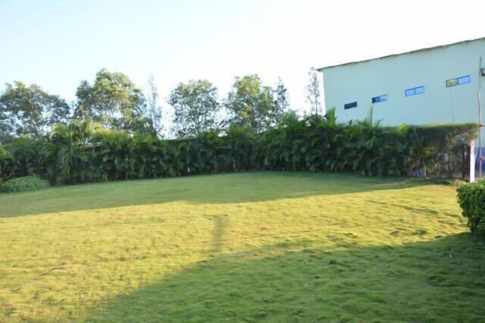 Фото Zip by Spree Hotel Raashi Farm