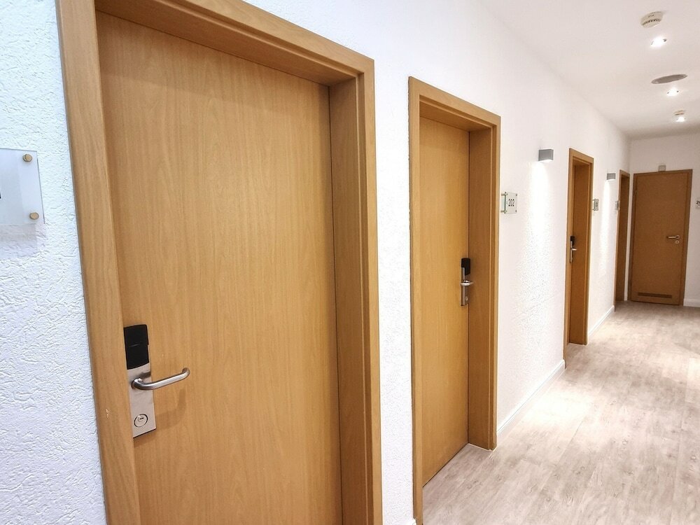 Фото Adler Hotel Frankfurt