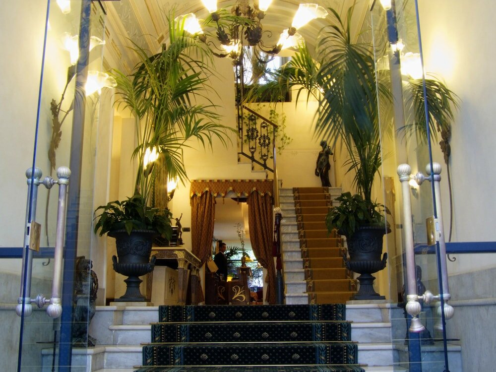 Фото 239423937680