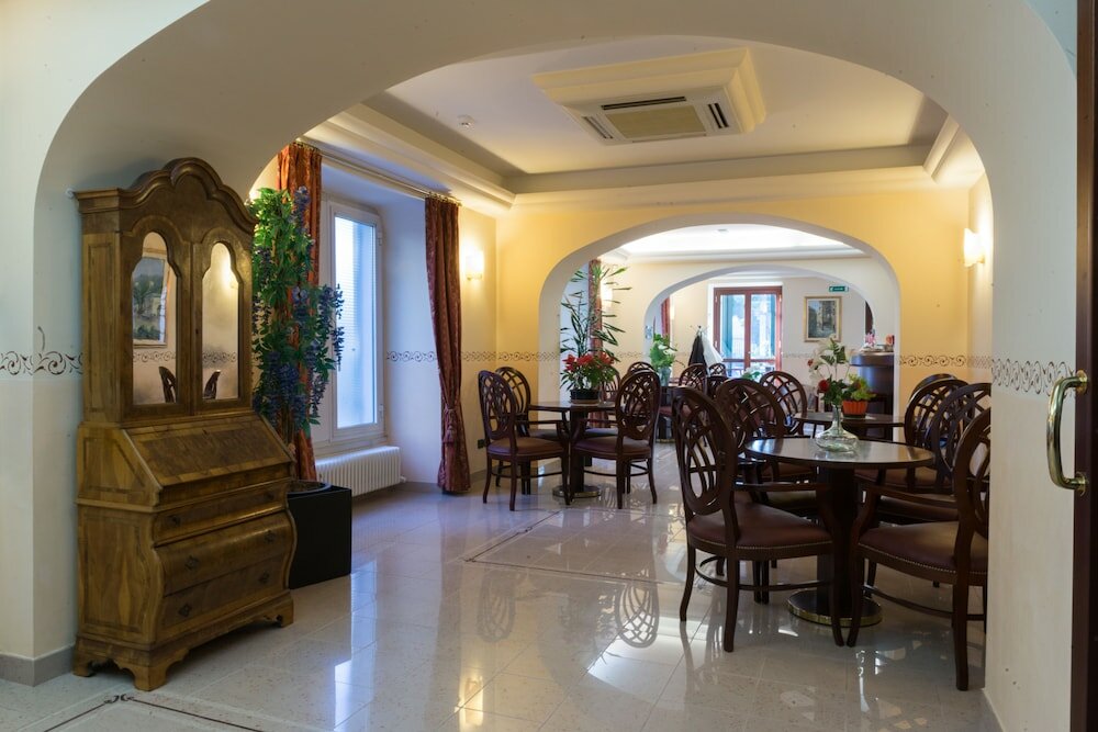 Фото Hotel Stella Rapallo