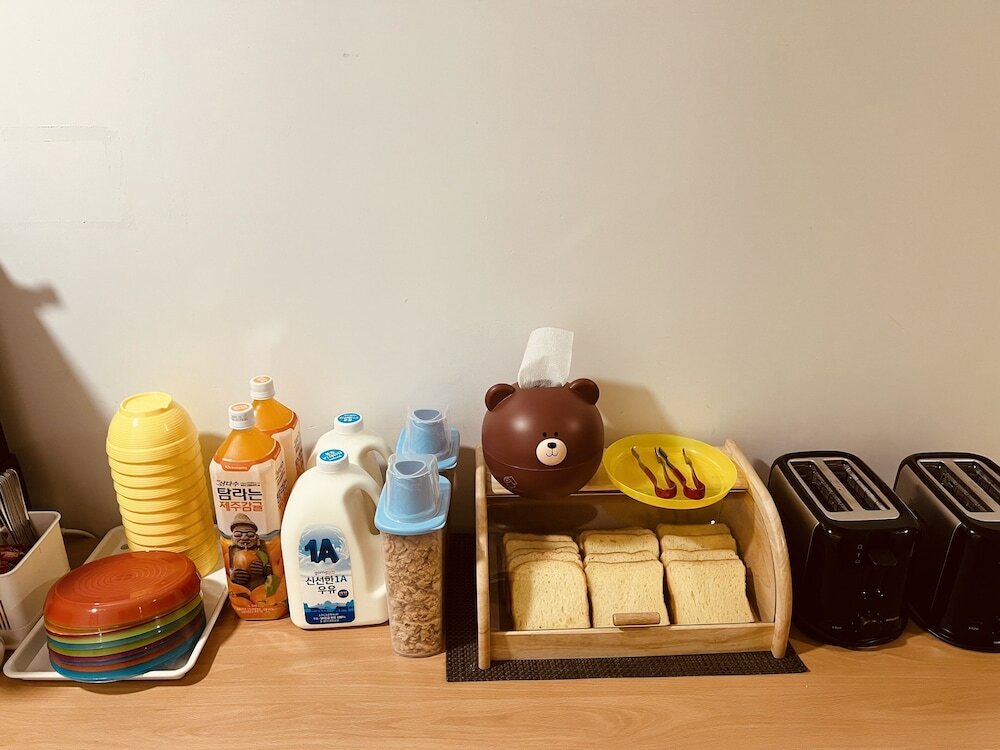 Фото 24 Guesthouse Myeongdong Town