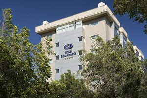 Гостиница Elba Almería Business & Convention Hotel