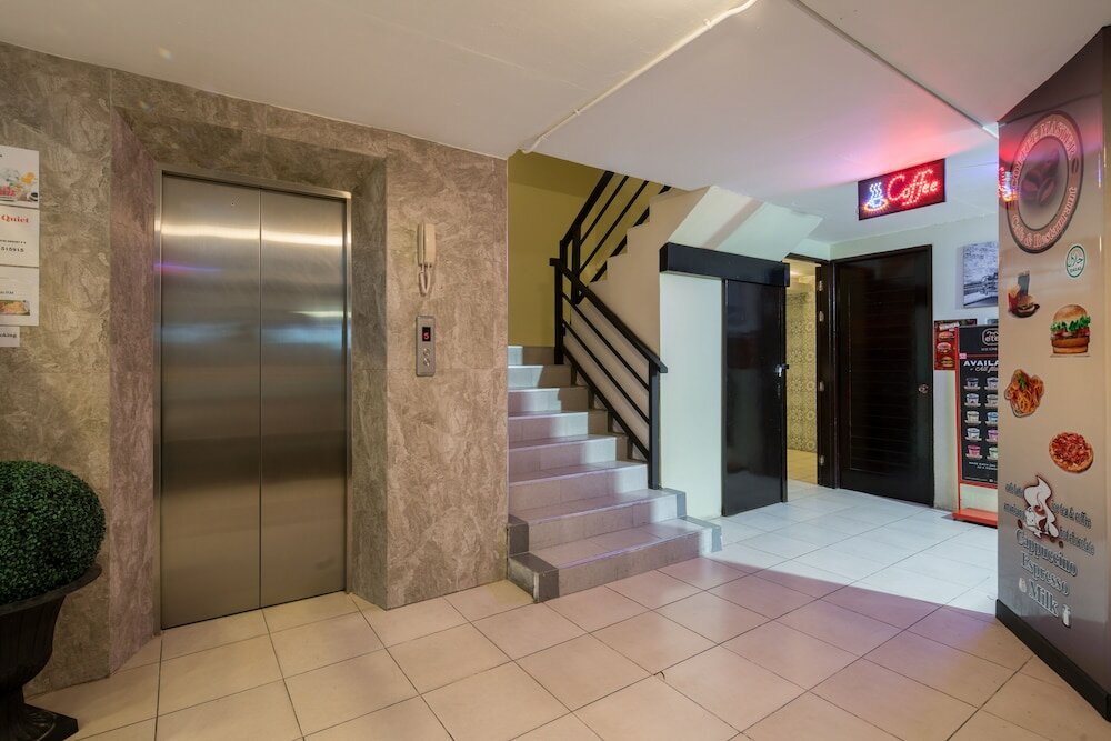 Фото Patong Buri Resort