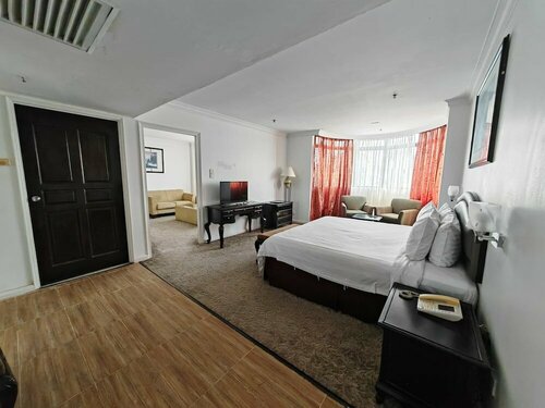 Гостиница The Putra Regency Hotel в Кангаре