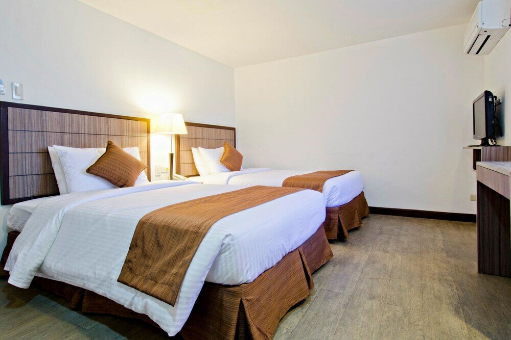 Фото Tyche Boutique Hotel