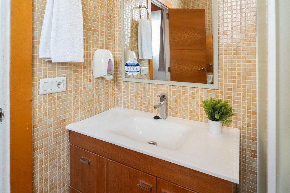 Фото Hotel Amic Colon