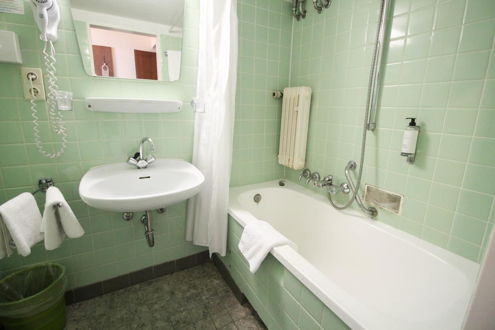 Фото Hotel Am Zoo