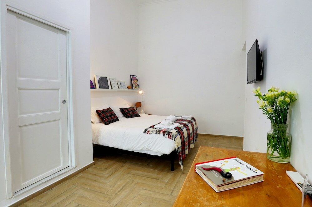 Фото Palazzo Bevilacqua Napoli B&b