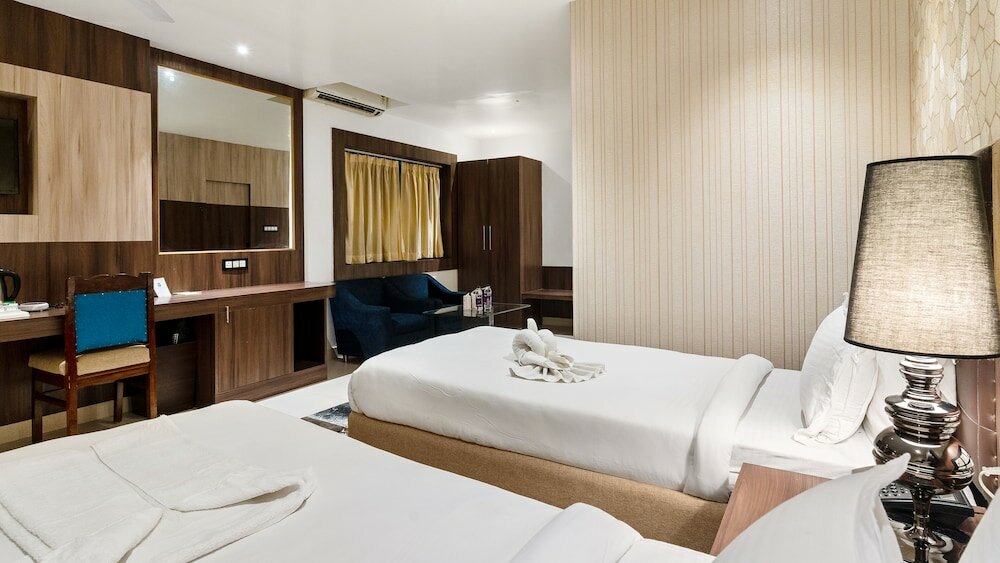 Фото Niranjana Hotel