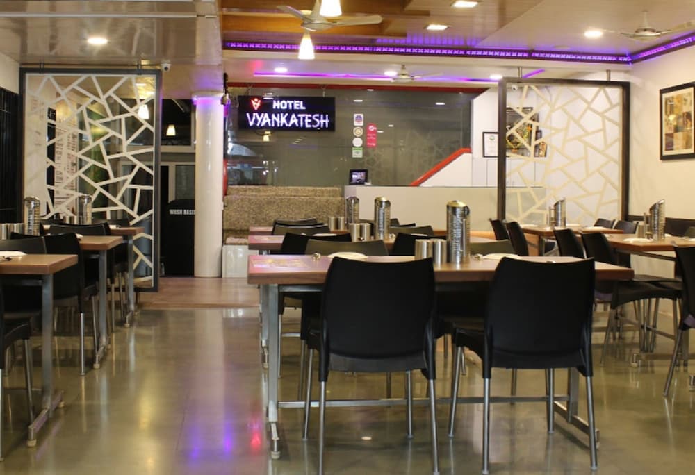 Фото Hotel Vyankatesh