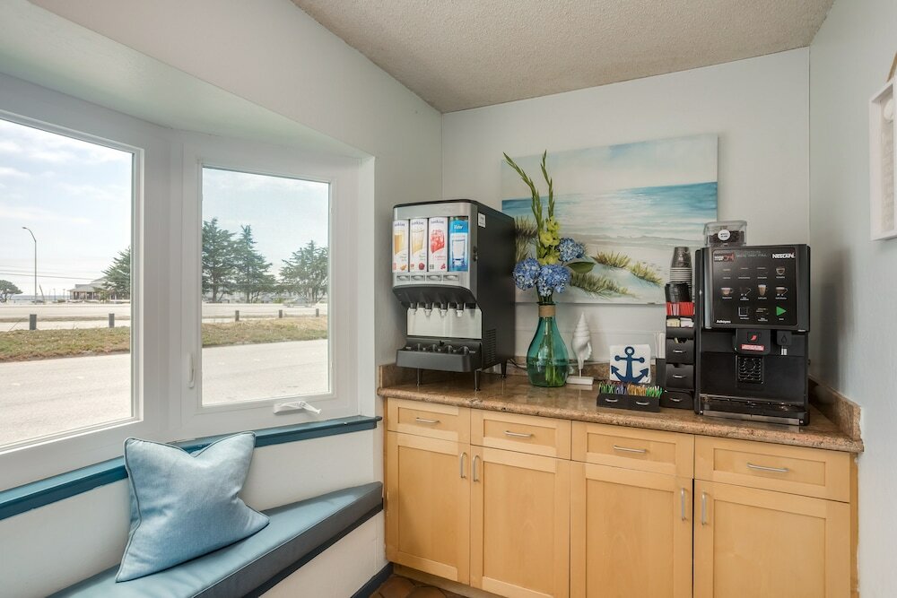 Фото Harbor View Inn