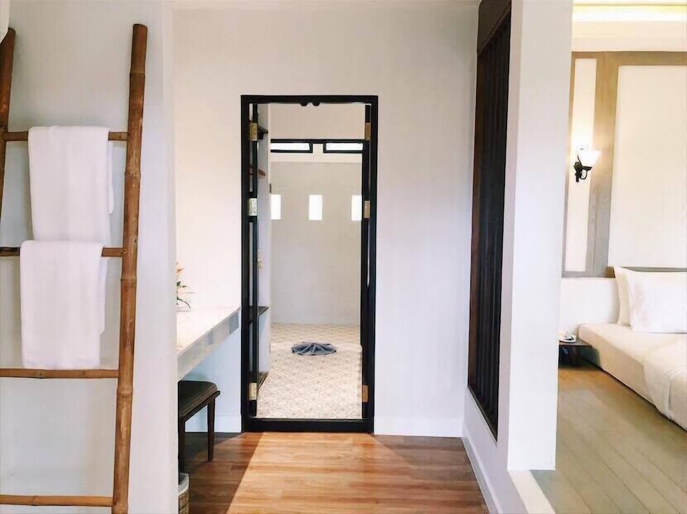 Фото Mooban Talay Resort