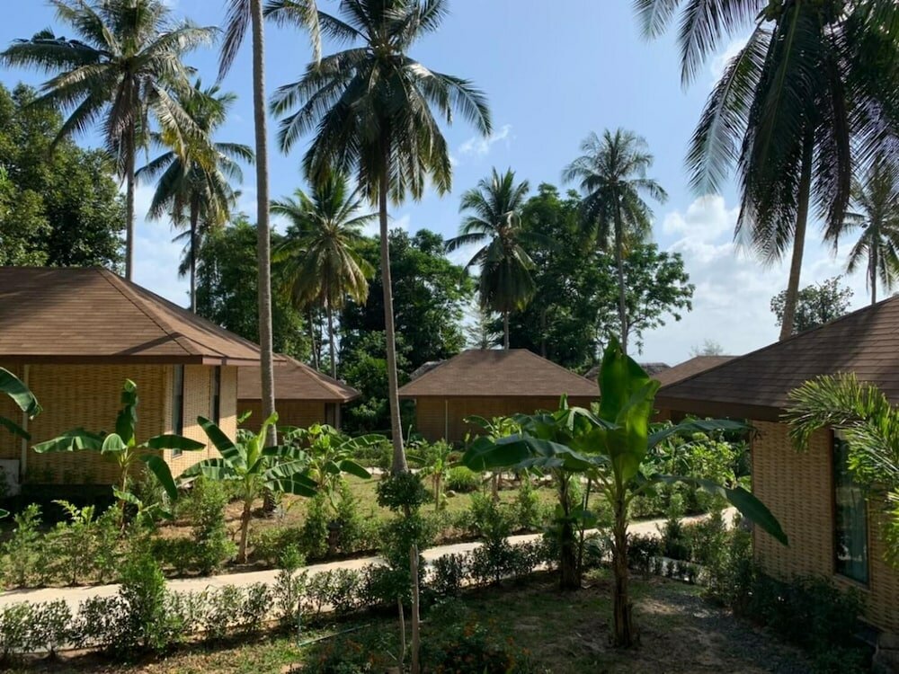 Фото Thiw Son Beach Resort